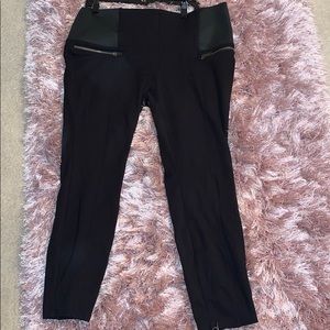 Jessica Simpson Black Pants😍